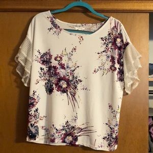 Flower lace sleeve blouse
